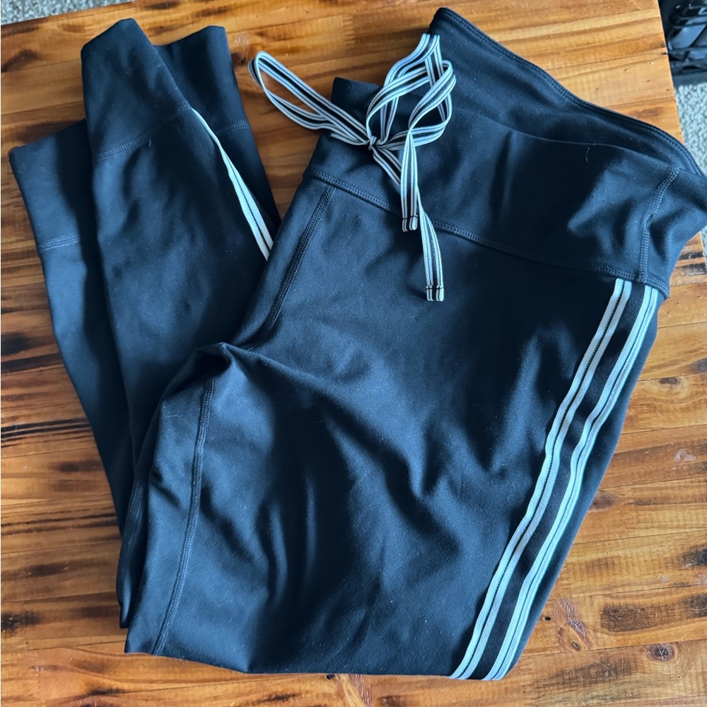 Gap cropped joggers